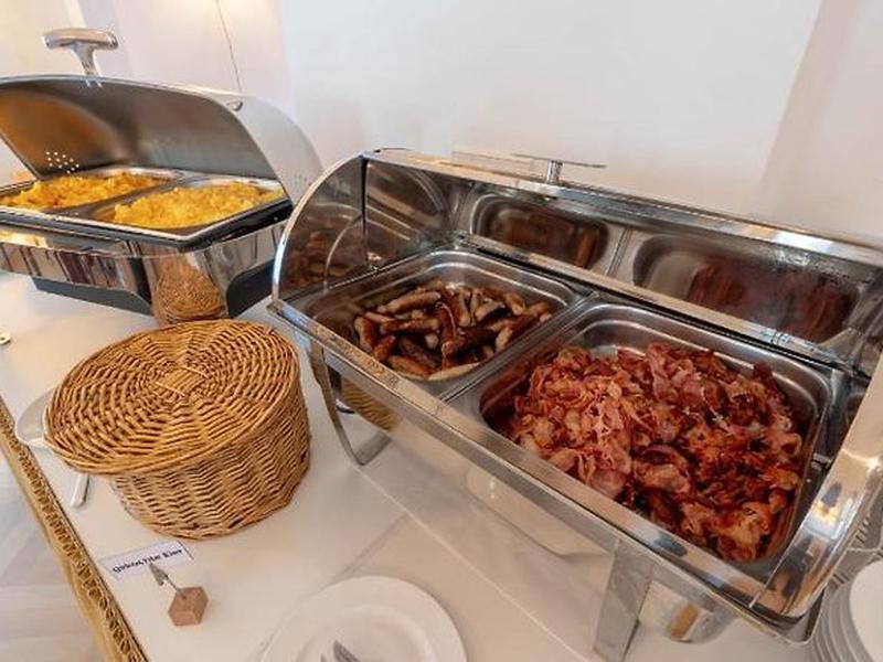 DB0567CF3B39DC7785680BE894AECE45