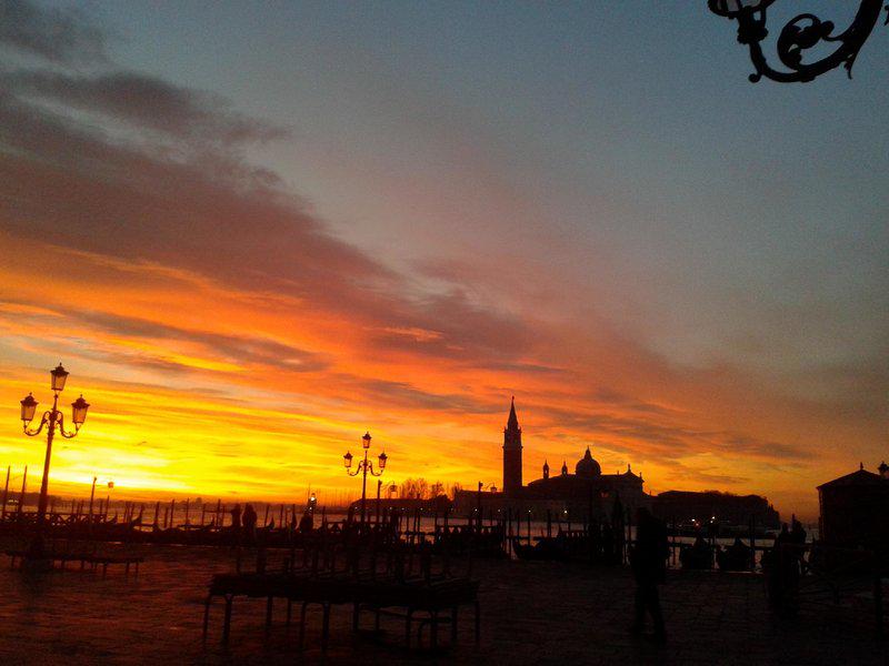 F80F29E88876FF5D6781040961C8B6B8