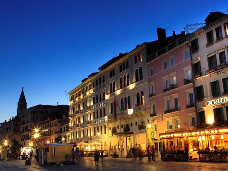 DCF059E6961291F655D99479418C876B