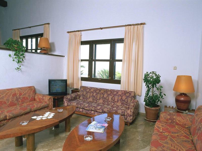 FDB354006C592B4337B5BF4955C29FFB