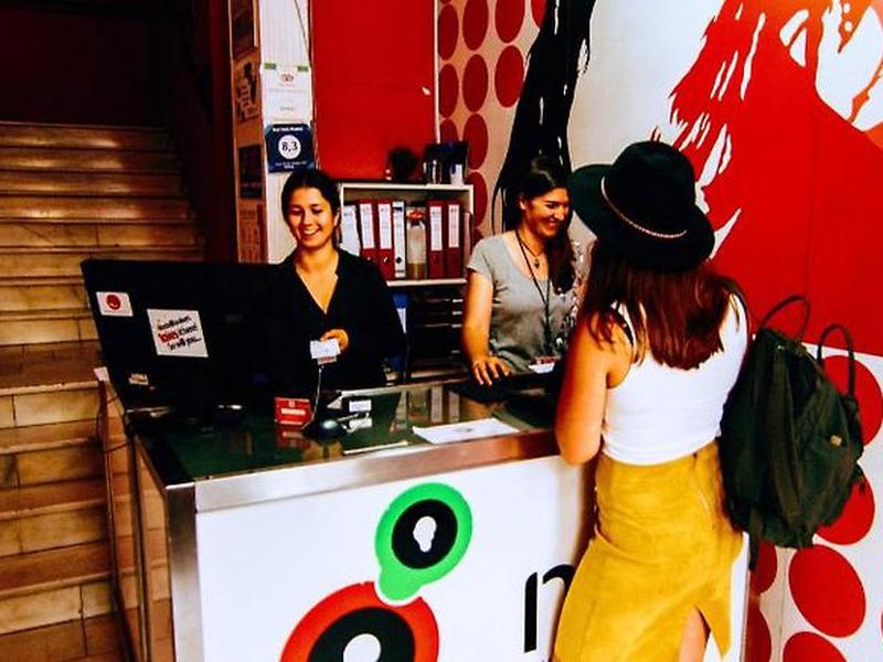 B75B17F1F1CF3DE7A118AEB9866ADB9C