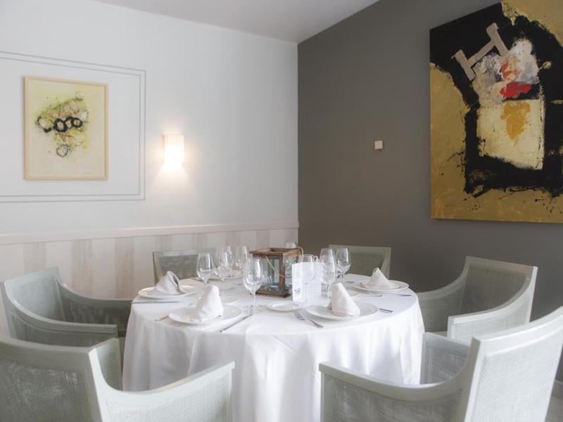 F8C762012AE731894011AF29123B8543