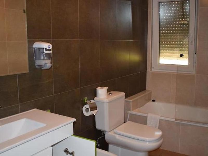 11F9ABCE2D2AFB46AD3525D49B3828D8