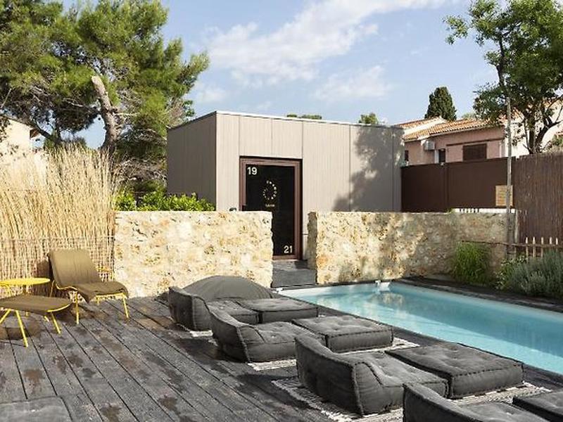 43E580D7AABBC4B1B88CE0132F17AECE