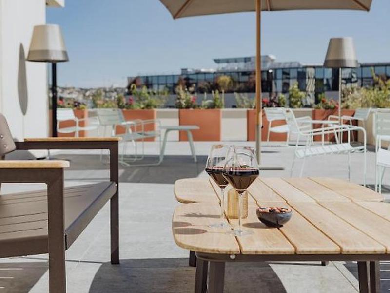 03D05AB6FF989748E10154424B42DF47