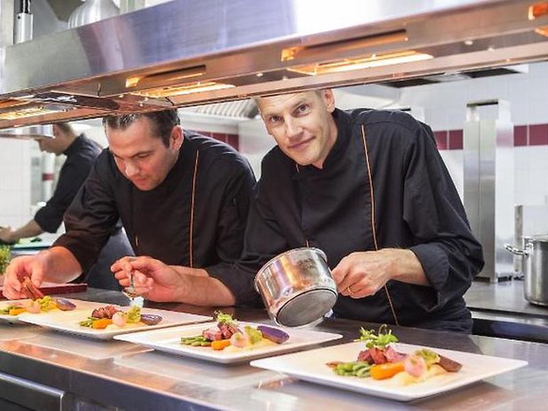 CE80E408298CBF9B7A837BE7736A870A