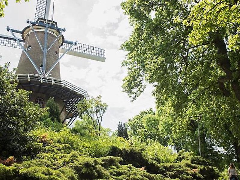 8895A052591AB184CEE8EE40B101EE75