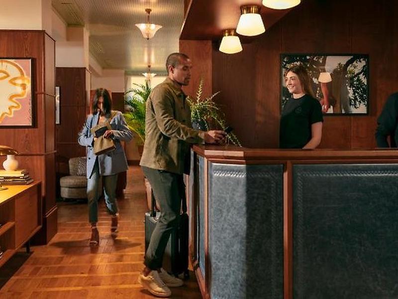 9ABCB8D1E5D80113301DF1ADD779053C