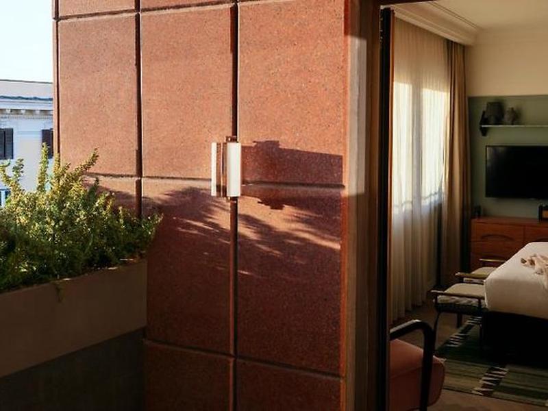 CC19C172F98B9629974A7E535D8114EB