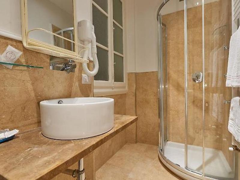 4DF057CAA979C5FCDD3A2F8DE844C8A2