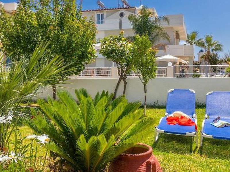 8DAFDA0B09351A2C1F0D8CF254643024