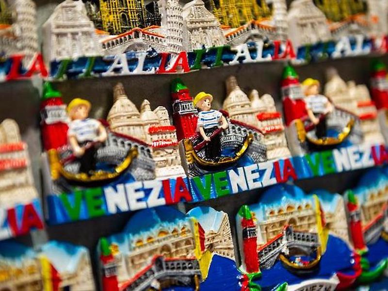 B11FD09F7CB784951D438F7F83B5AEE9