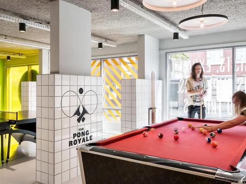 AB20023026CAF1035A6D43D067D64E9A