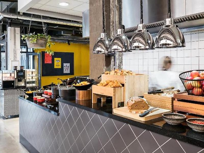 324A6D14D937FE769F20AE72CC6B5D94