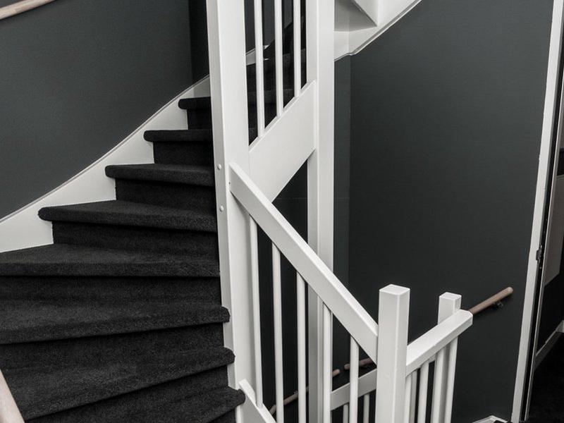 E5B36B55A25A32F76708076D2E979C72