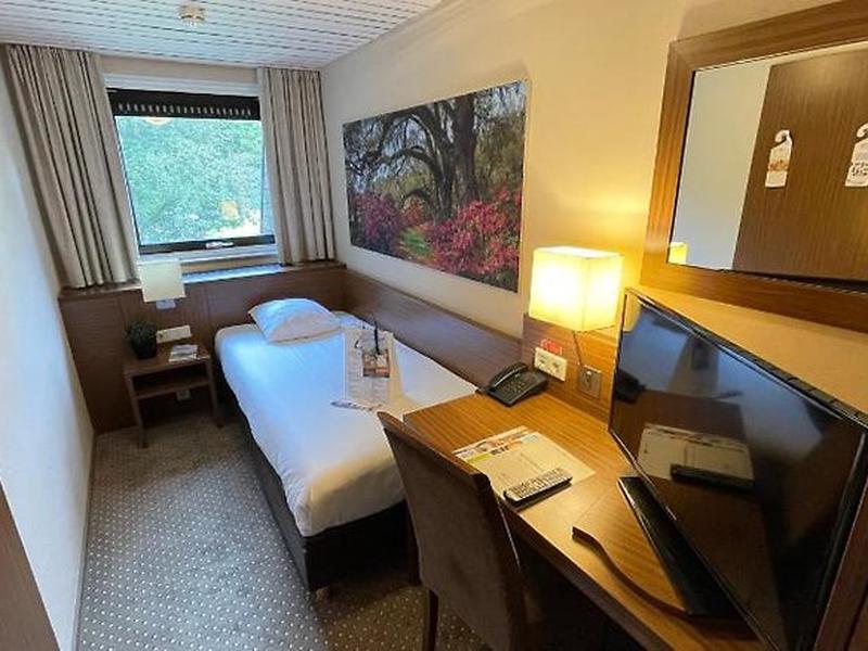 4318787AA96CFADFA9416DC85AB92B57