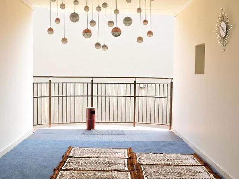 A575C2D268595B77E8EC39FA9E484F70