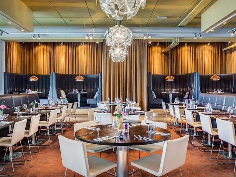 2B6FEC0BA41401546098265B0A74677F