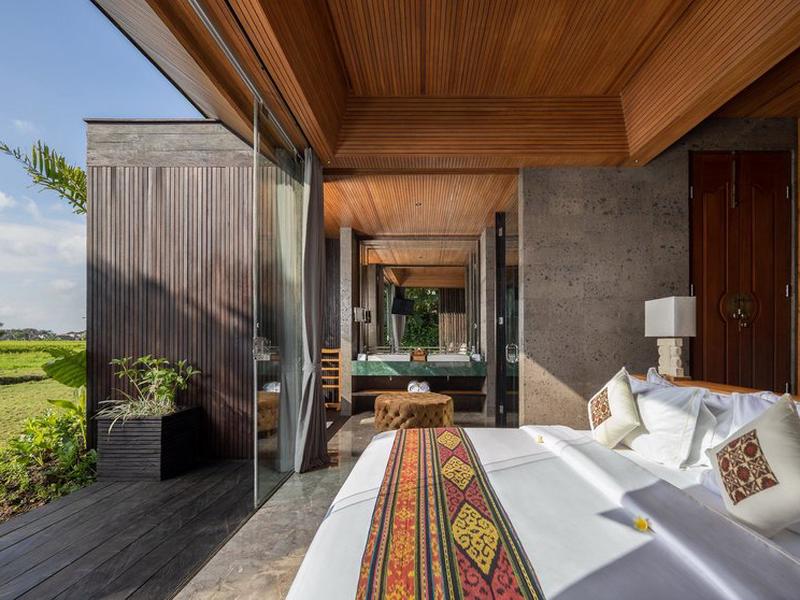 2D1260D87D6FF868750B7D20E3DE93C8