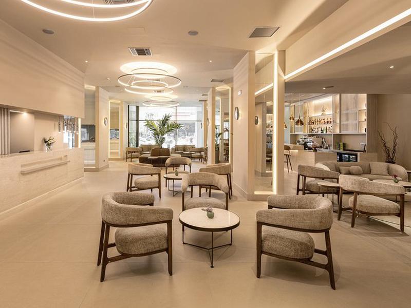 1B5CAAF2DEED09935DDD88F0B4BAB37F