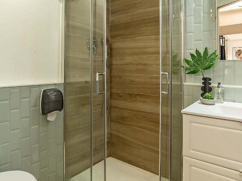 9D3FB0257735580A54710DF3FE693B55