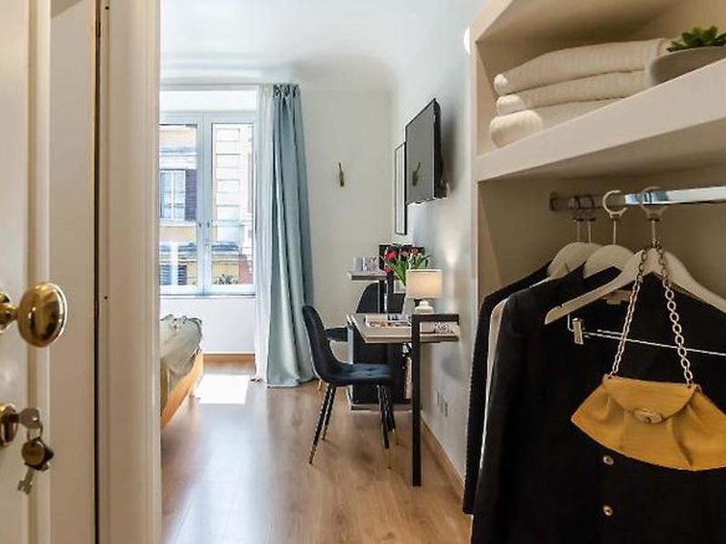 03C123C37B8628B69DC774787A8AAF54