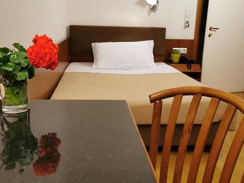 CB5C694A55454F10307C5EC16771820C