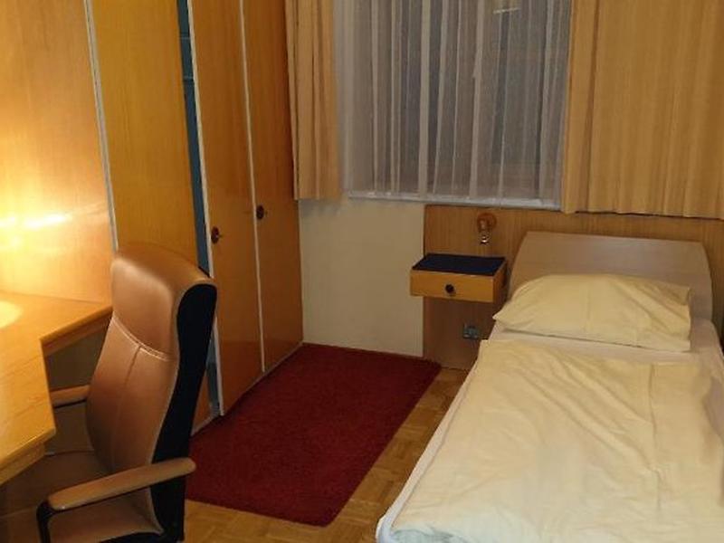 1087CAAC2552092E5A8E471527925854