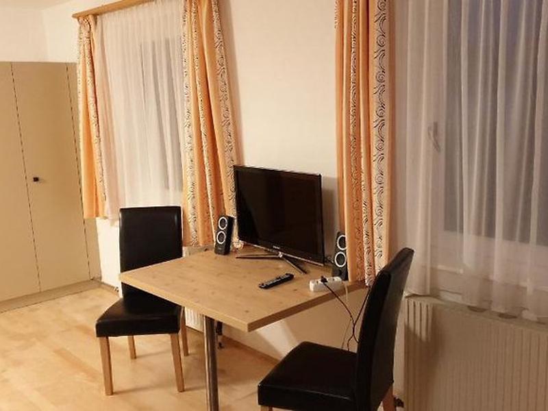 AF526B859B402947CD9A846E9EAD3F6E