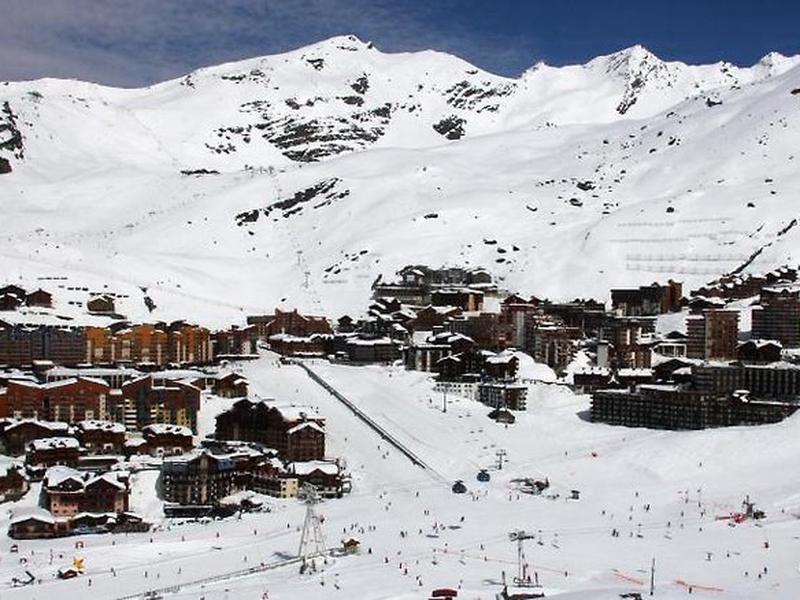 3C3C456B067E0CBC43B3C4C31DB9BCC4