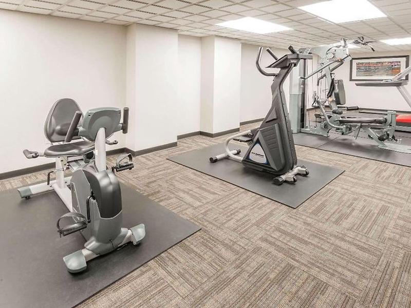 4B995B5D2EB3FC4141918A0310E2AEA1