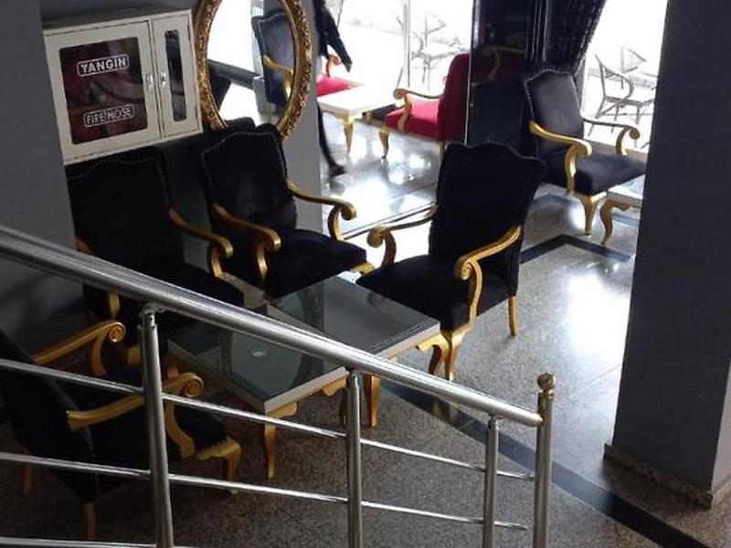 F6B4ADAFC3B385803A5C2AC63CB7AEDF