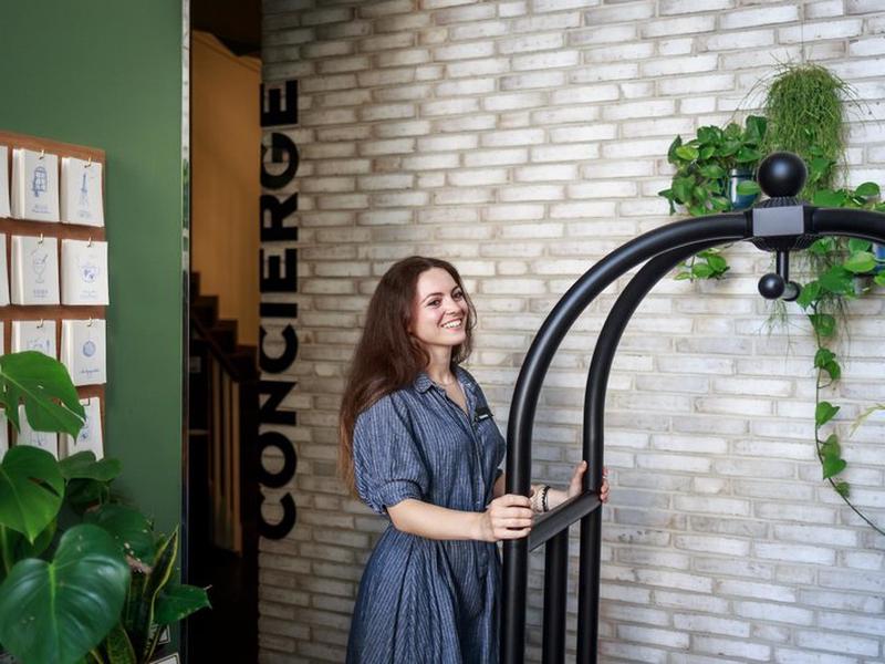 C1B48F7DD8AE1CFFDBCBEB2A2E2B9249