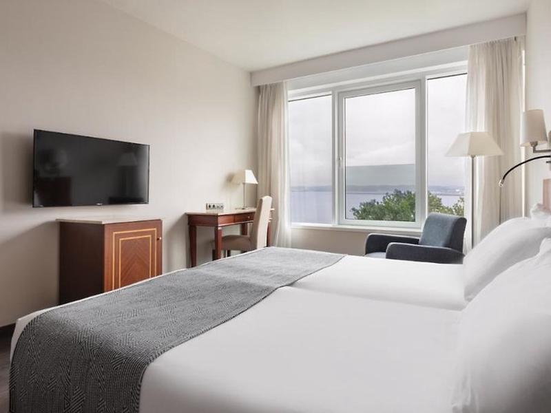 A457F03D8BA95FBEDCA27E8263FF7C0A