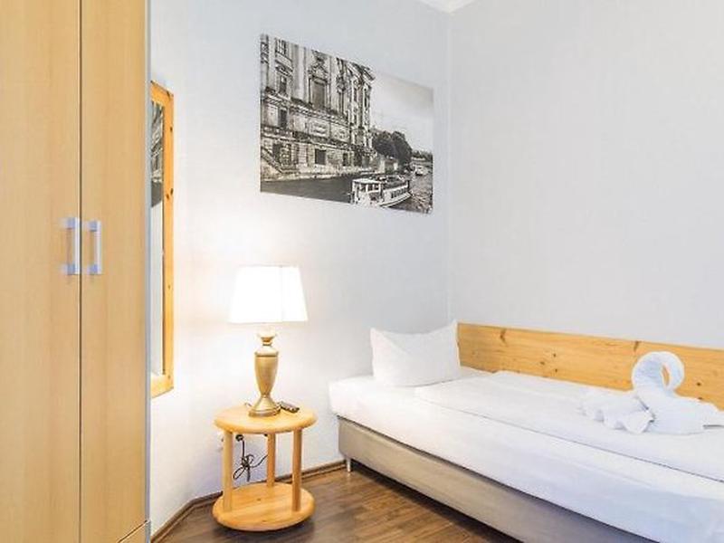 D13860D602FF24C53ED6B1FA95B0326E