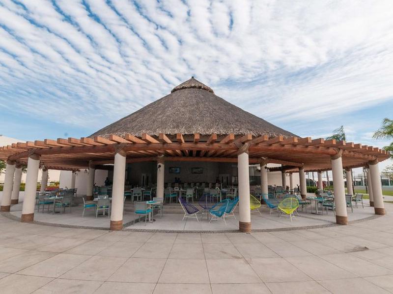 1381B533A9A5F3B6F28DEC5652725AEA