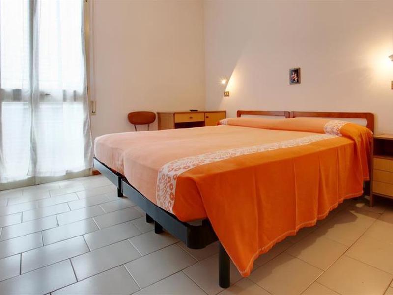 6CBE10BEE48608BDF519C1D9F13C93C0