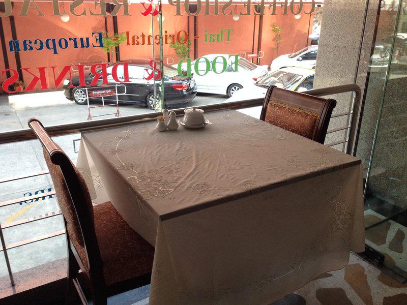 023EE2A4B00F5A43D9FE66FA78B3F832