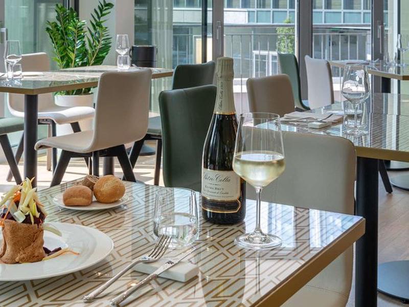 C800B9C1945538BE72E0C318F4C2675F