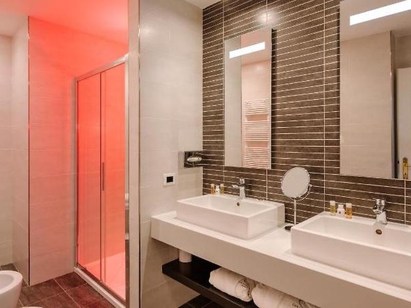 418EBB3ABBF0053248998725D67F3ABD