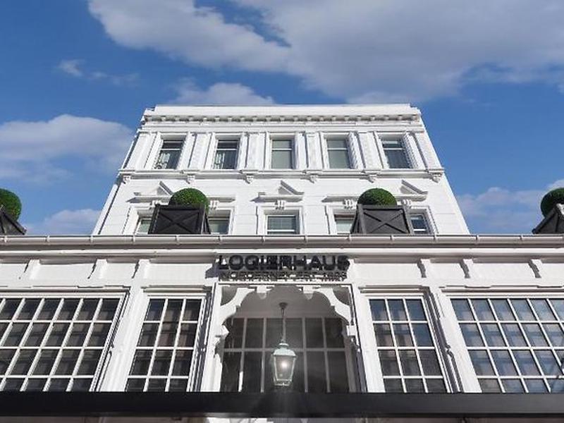 CD405A8B0381B4168A9FB82B074FF774