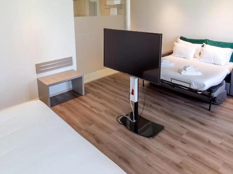 250FEFD1999B69DF6095D9C27918C9B4