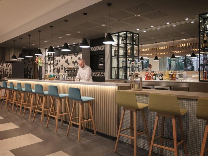 50D1A7D44BAC668E9AAD4A11794B2CDC