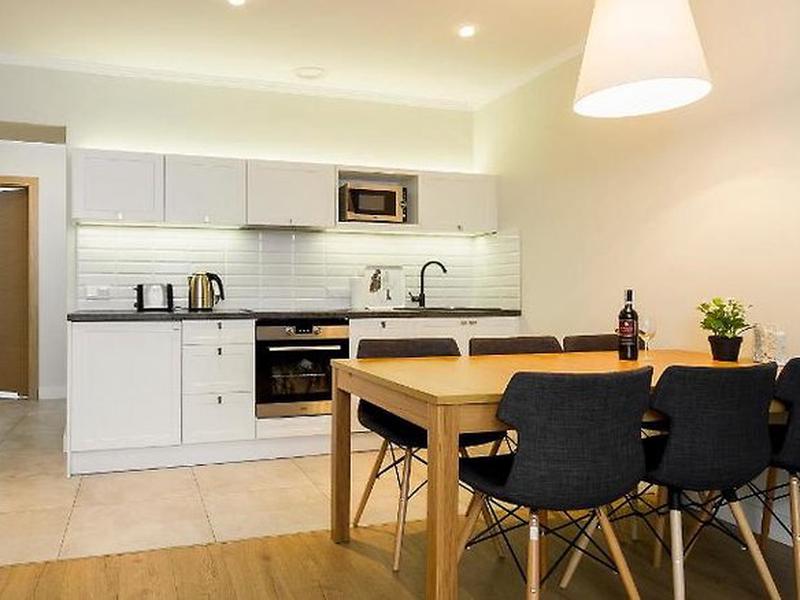 52E69C631254C1B16C2B0C428CDBA5CE