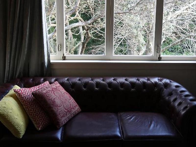 9CE49A21252727D1BAACDFA9BBE9E7D0