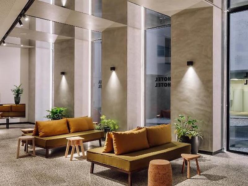 F2C4AA6F926550C7640AFE246CA2AFEF