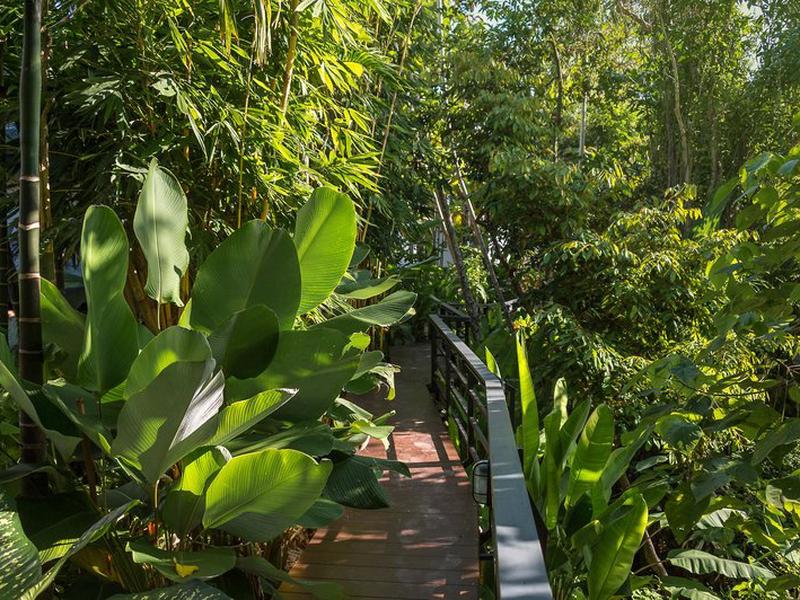 96AC8C5F8A9E1EB60AFC9530F2150BF9