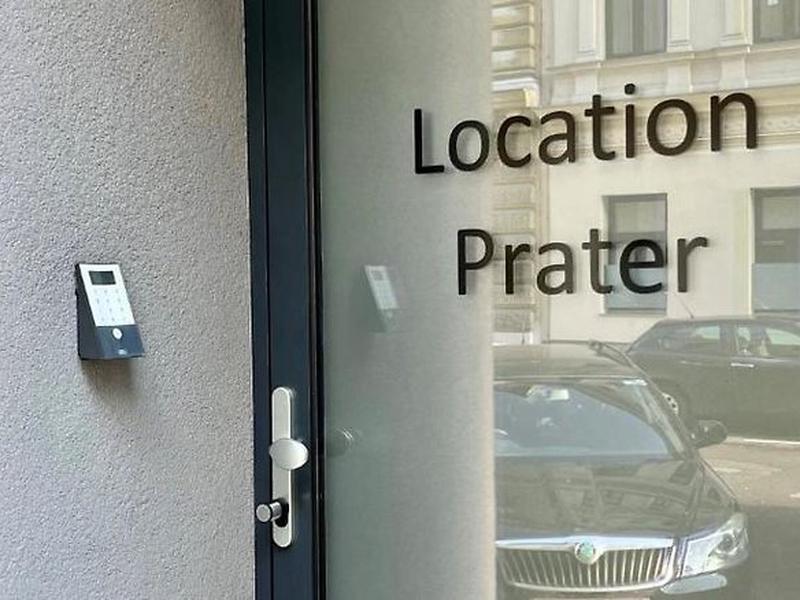 D374B71987B2FB2607FD69E836318619