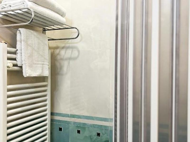 874B196BAC81FE9F8F23734D15CDC916