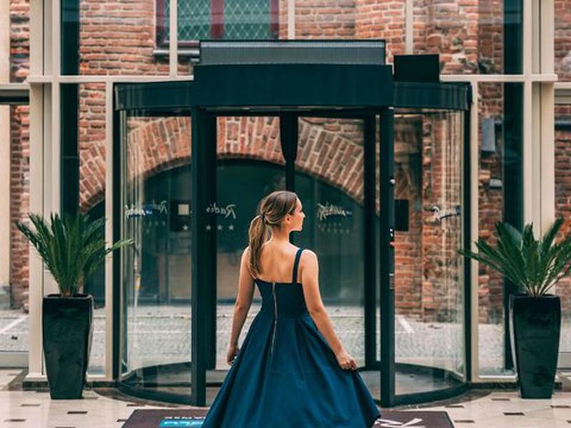 141EFA6E9CC2483FF09A93DFBE9E94EF